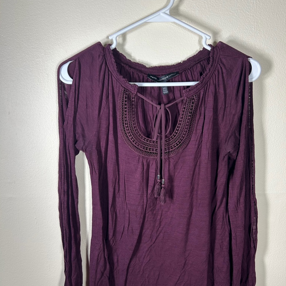 White House Black Market Plum Boho Tie-Neck Cold-Shoulder Tunic - Picture 2 of 6
